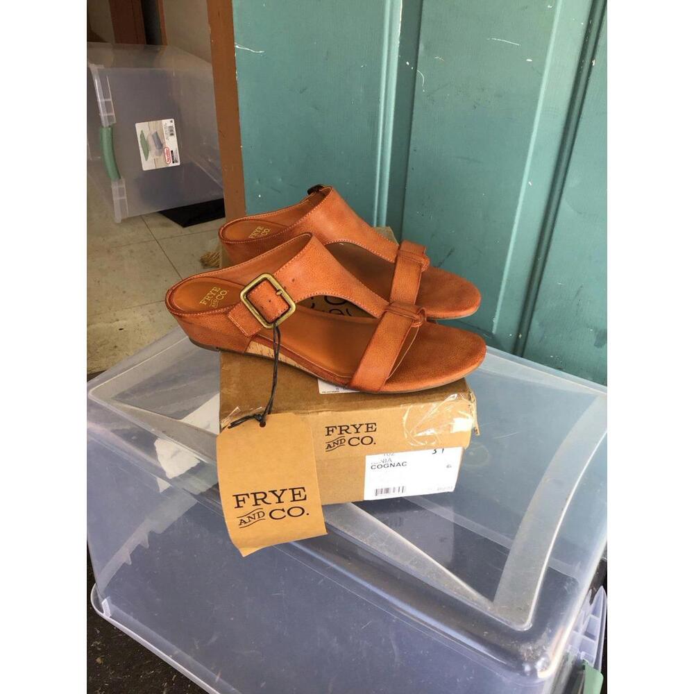 Frye Tan Leather Sandals